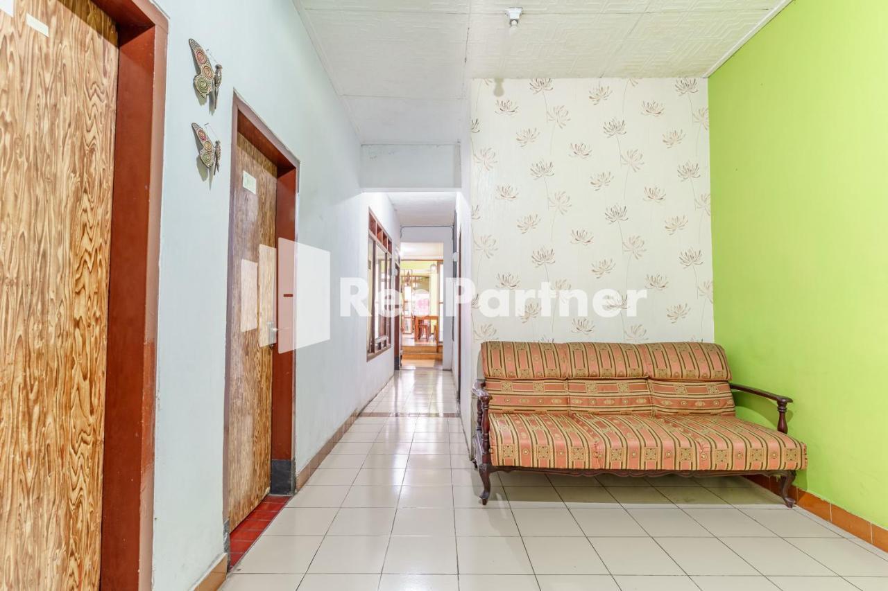 Nafisa Homestay Syariah Near Jatim Park 3 Batu Malang Bagian luar foto